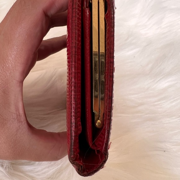 Louis Vuitton - Picture 10 of 17